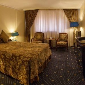 Laleh Hotel