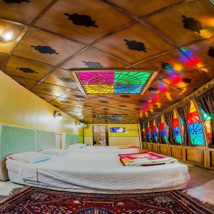 Niayesh Hotel
