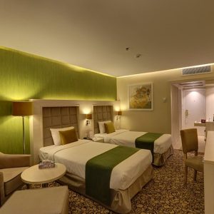 Parsian Enghelab Hotel