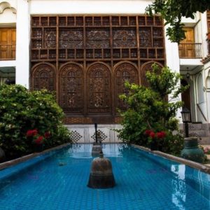 Atigh Traditional Hotel 3