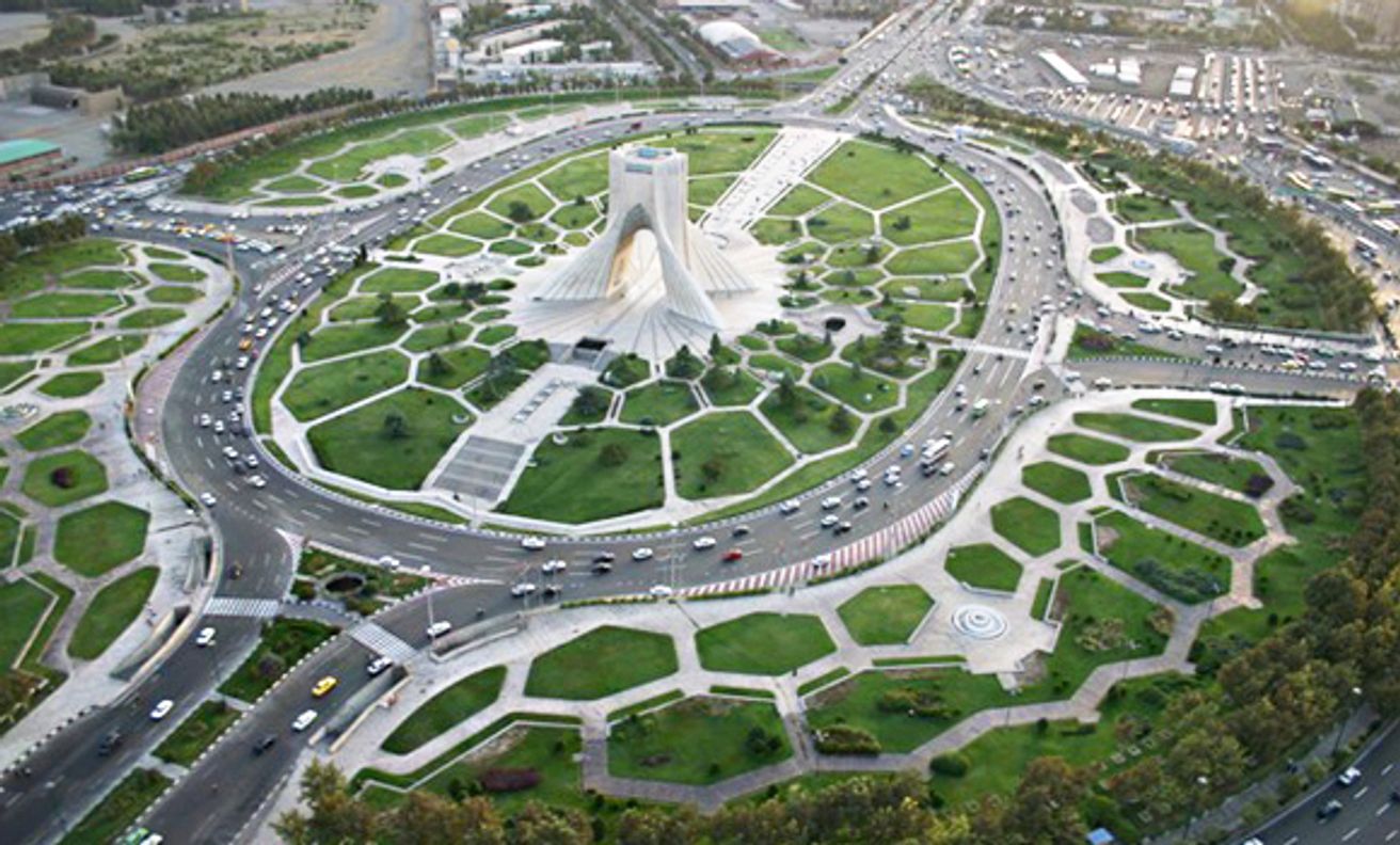 Trip Highlights 23 - Rast & Lahijan Tours azadi tower 5-2