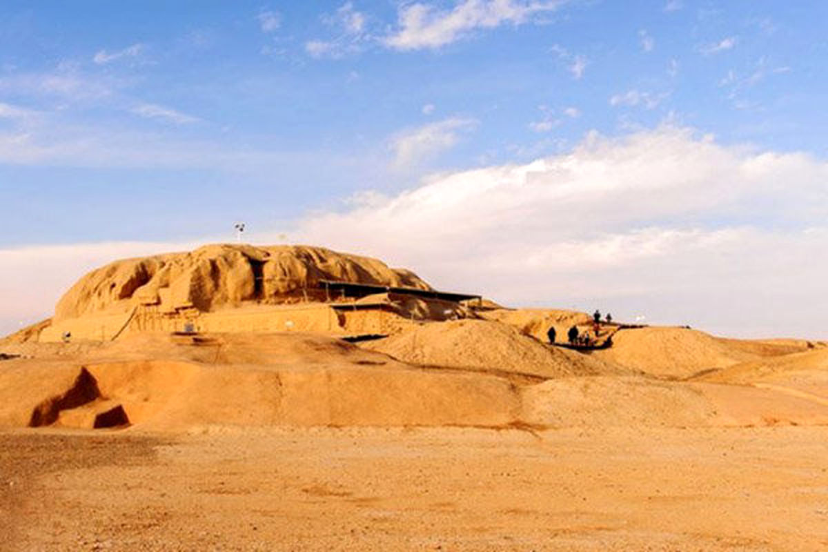 Days Across Persia-Iran Mysteries Tour 16-5